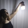 Luminaria Solar Lanterna 2 Em 1 Duplo Led Gancho Pendurar Portatil Acampamento A Prova De Agua - 18