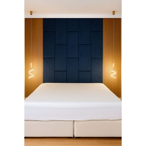 Cabeceira 2,40x1,60 Dominó com Placas Estofadas Autocolantes:suede Azul Escuro