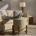 Ver imagem 4 de Kit 2 Puff Decorativo Thor Linho Bege Luxo Pés de Madeira Sala Moderna Recepção