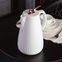 Ver imagem 5 de Garrafa Térmica de Plástico com Tampa Pássaro Dourado Ouro New Bird Branca 1l Wolff