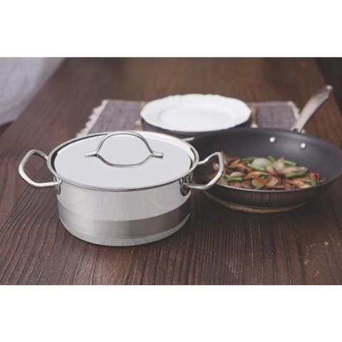 Caçarola Tramontina Funda em Inox com Tampa Plana 28cm 8,4l
