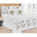 Ver imagem 1 de Kit Cobre Leito Casal Queen Encanto 07 Peças Bordado Colcha - Branco com Verde Musgo