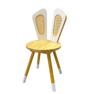 Cadeira Infantil de Coelho Branca