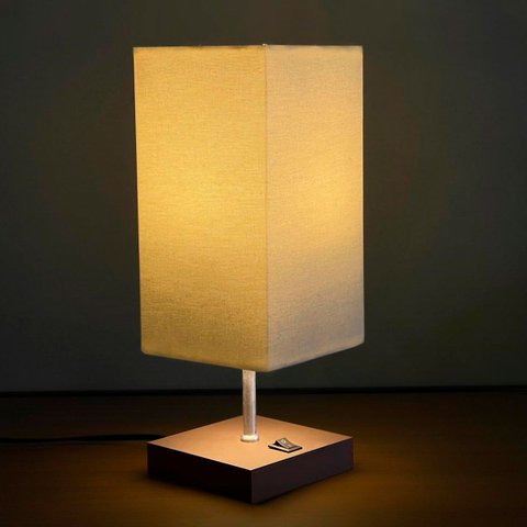 Abajur Luminaria de Mesa Quadrado Mdf Interruptor Ref 49 Decoração Casa Sala Quarto Escritório
