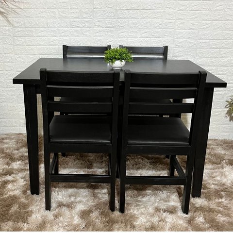 Conjunto Fixo Floresta Mesa 120x80 com 4 Cadeiras Estofadas Cor:preto