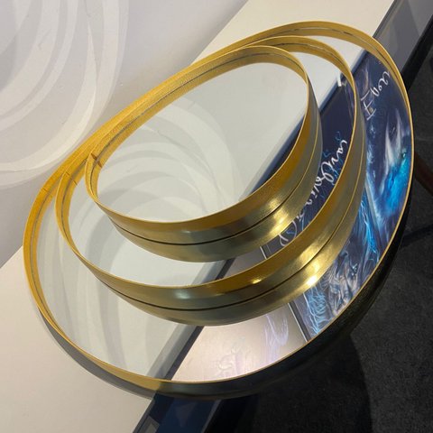 Trio Espelho Orgânico Decorativo Com Moldura De Couro Cor Dourada