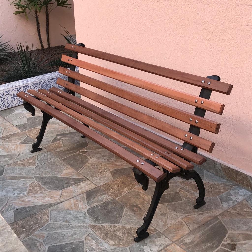 Banco de Jardim Tamanduá Ferro e Madeira | MadeiraMadeira