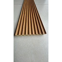 Painel Ripado Interno em Wpc 2,90m X 12cm Cor Amadeirado - 3