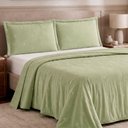 Ver imagem 2 de Kit Cobre Leito Max Casal Percal 300 Fios Colcha Dupla Face Bordado Matelassê 3 Peças Verde