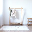 Ver imagem 1 de Arara para Roupas Slim Pq em Madeira Verniz Amêndoa