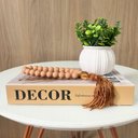 Ver imagem 3 de Livro Caixa que Abre, Vaso Branco Orgânico e Enfeite Colar