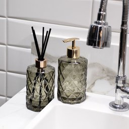 Kit Difusor e Porta Sabonete Liquido de Vidro Preto - D'rossi - 2 Kit Difusor e Porta Sabonete Liquido de Vidro Preto - D'rossi - 2