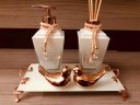 Ver imagem 1 de Kit Lavabo Rose Gold Branco Sabonete Difusor Enfeite Luxo