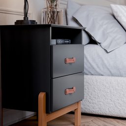 Mesa de Cabeceira Cama Quarto Mini Cômoda Gaveteiro com Puxador em Couro Sonetto - Preto - 2 Mesa de Cabeceira Cama Quarto Mini Cômoda Gaveteiro com Puxador em Couro Sonetto - Preto - 2