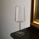 Ver imagem 3 de Taça para Vinho Cristal Martelado Petra 600ml Incolor Lyor