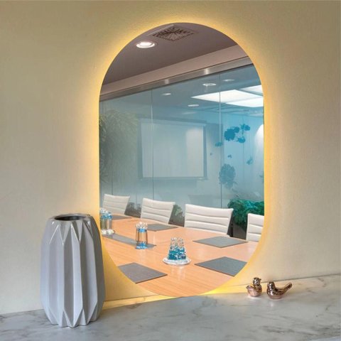 Espelho Brillare Orgânico Oval Grande com Led 80x50cm Lapidado À Pilha ou Fonte Branco Quente