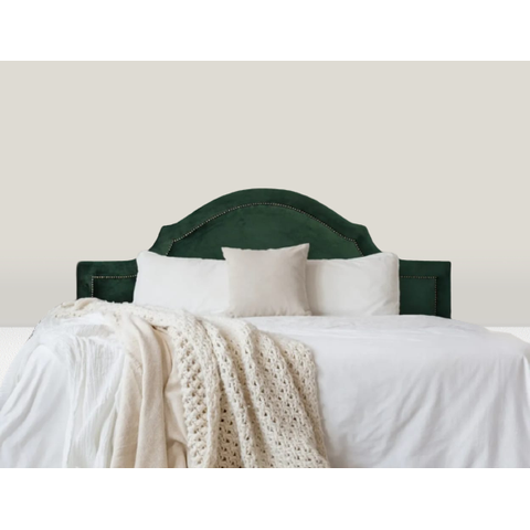 Cabeceira Casal Curva Luxo Estofada com Tachas 140x60 - Suede Verde Esmeralda - Tachas Fume
