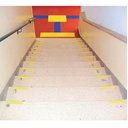 Ver imagem 3 de 20 SINALIZADORES DEGRAUS 70X30MM FOTOLUMINESCENTE