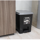 Ver imagem 3 de Lixeira C/ Pedal Basculante Quadrado 14l Preta Tampa Prata:preto