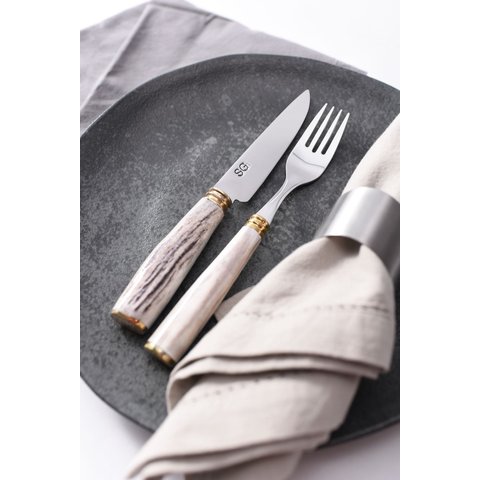 Conjunto de Talheres Sg com Lâmina em Inox 420c e Cabo em Chifre Natural – Único como Você