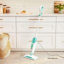 Ver imagem 2 de Shark Mop a Vapor S1000 1050w Branco/verde com Tanque Xl e 2 Almofadas Dirt Grip