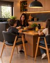 Ver imagem 5 de 2 Cadeiras Maysa em Corino Preto Madeira Maciça | Design Contemporâneo e Conforto Excepcional