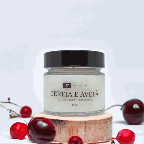 Vela Aromática Cereja e Avelã - Classic 140g