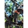 BOMBA DE AR PORTATIL PARA BICICLETA COM MANOMETRO 160 PSI TR - 2