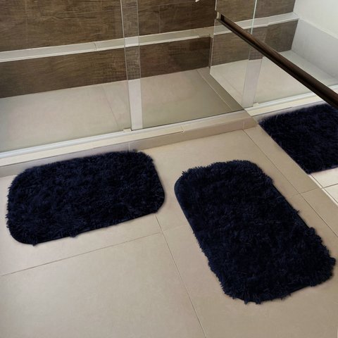Kit Tapete Pelo Alto Felpudo Peludo Macio Anti Derrapante Alérgico Preto 40 x 60 cm