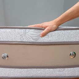 Colchão King Ouroflex com Molas Ensacadas 2,03x1,93x0,30 Branco e Bege - 5 Colchão King Ouroflex com Molas Ensacadas 2,03x1,93x0,30 Branco e Bege - 5