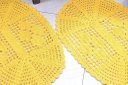 Ver imagem 2 de Par de Tapetes em Crochê Oval Liso - Amarelo Arte & Tear