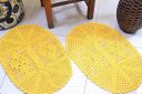 Ver imagem 1 de Par de Tapetes em Crochê Oval Liso - Amarelo Arte & Tear