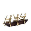 Ver imagem 1 de Escultura Decorativa Pessoas Navegando em Madeira e Metal Dourado 37cm 22214 Mart