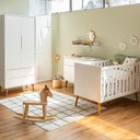 Ver imagem 1 de Kit Quarto Infantil Theo com Pés Retrô Mel - Berço + Cômoda 6 Gavetas + Guarda-roupa 2 Portas - Bran