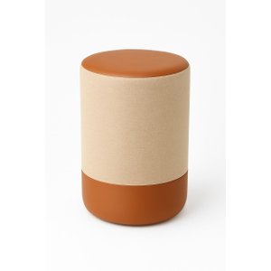 Puff Plus Banquinho Redondo Decorativo em Linho Base e Tampo Courino Bege/ Caramelo- Pc Móveis