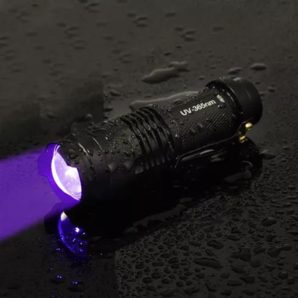 Lanterna Recarregável Luz Negra Uv Resistente a Água - 2