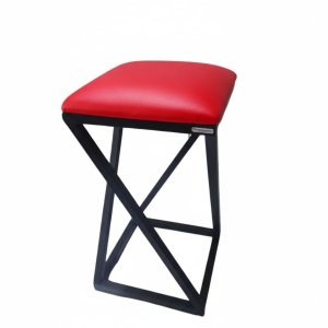 Banqueta Estrutura Ferro Baixa:vermelho
