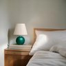Abajur de Quarto Pequeno de Cerâmica Bola Verde Éden Joelma Decorações - 4