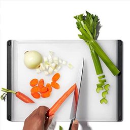2 Tábuas para Cozinha Antiaderrapante de Plástico Oxo - 4