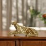 Escultura Decorativa Leopardo Deitado em Resina Dourado 25cm - 3