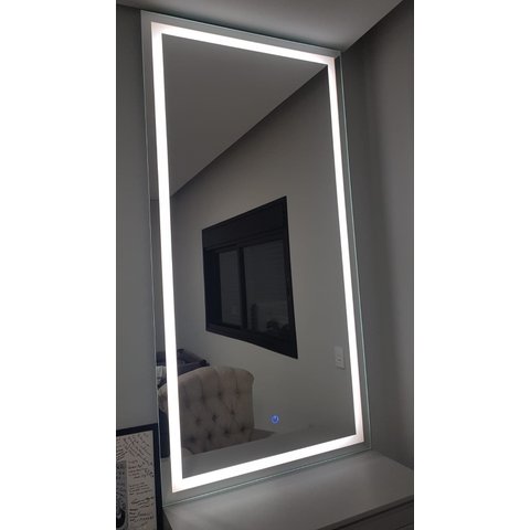 Espelho com Luz de Led 70x70 Touch Screen Branco Quente