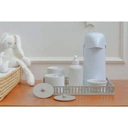 Kit Higiene Porcelana Bebê Bandeja Cinza + Térmica 500 Ml Maternidade - 3
