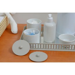 Kit Higiene Porcelana Bebê Bandeja Cinza + Térmica 500 Ml Maternidade - 2