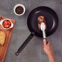 Ver imagem 2 de Pegador Manuseador de Carne Utilitá em Aço Inox e Cabo Emborrachado 30 Cm Pmc2 - Tramontina
