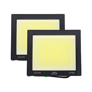 Kit 2 Refletor Led Holofote 200w 3000k Luz Branco Quente Amarelo para Uso Externo