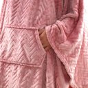 Ver imagem 4 de Poncho Daju Chevron Tamanho Único Rosa