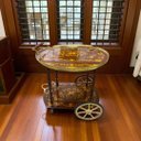 Ver imagem 2 de Carrinho de Chá Clássico com Marchetaria e Detalhes Dourados 85x76x76cm