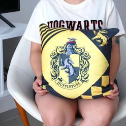 Almofada Harry Potter Lufa Lufa Fibra e Veludo - 3 Almofada Harry Potter Lufa Lufa Fibra e Veludo - 3