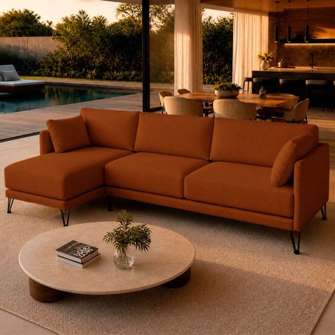 Sofá Sala de Estar Atena Chaise Esquerdo Pés de Ferro 254cm 4 Lugares Linho Terracota M1 - Monari de