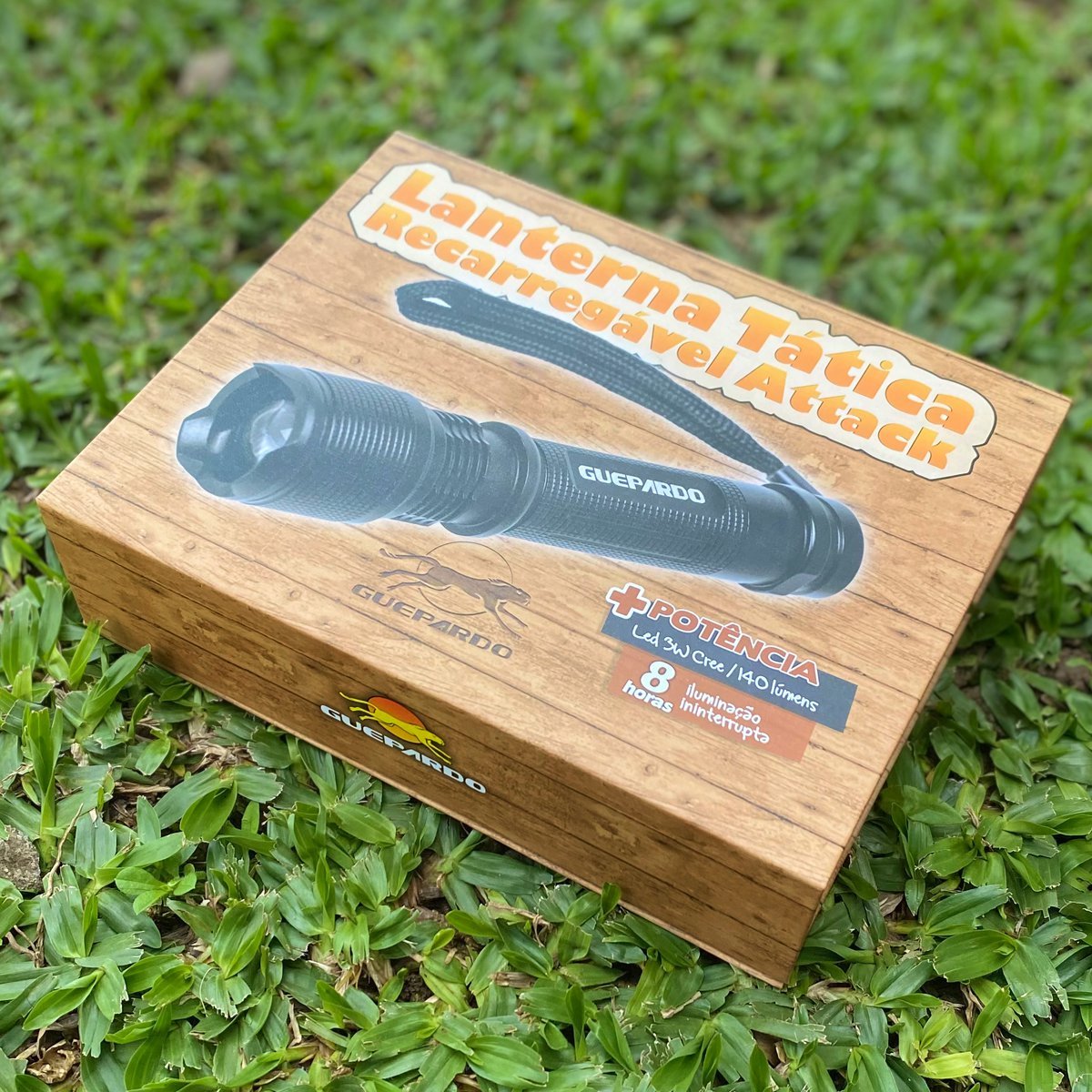 Lanterna  Attack Guepardo 140 lumens Bateria 3200mAh Recarregável e Carregador Preta - 7
